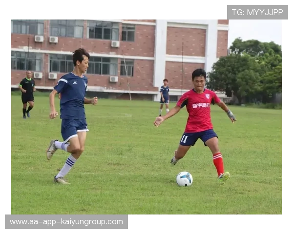 青训报道：青年联赛涌现多名潜力新秀获媒体关注，青训联盟杯青少年足球俱乐部锦标赛