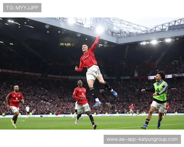 曼联核心谢什科继续领跑球队，备战热刺关键战